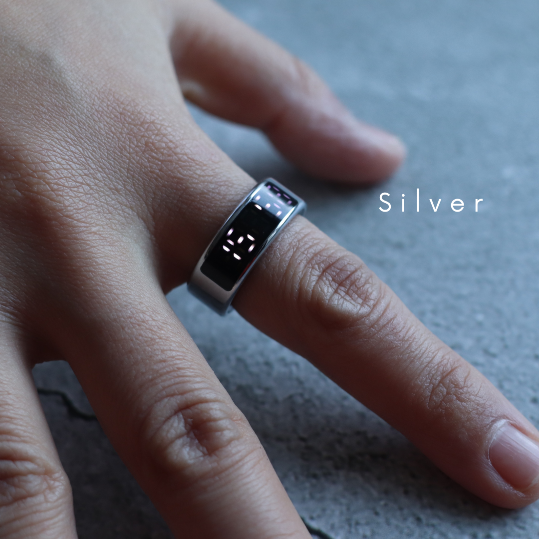 Ee タッチディスプレイリング〈Silver / Black〉