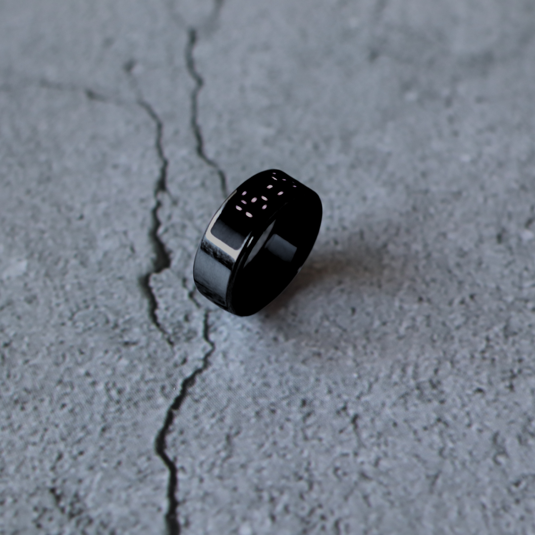 Ee タッチディスプレイリング〈Silver / Black〉